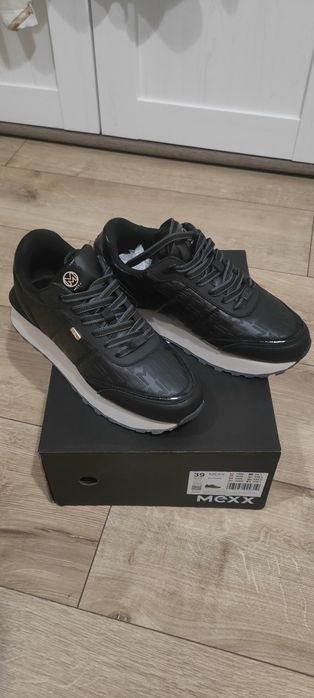 MEXX sportowe, piękne, 39
