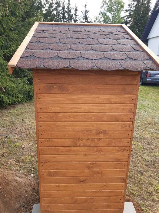 Szalet WC wychodek toaleta drewniana