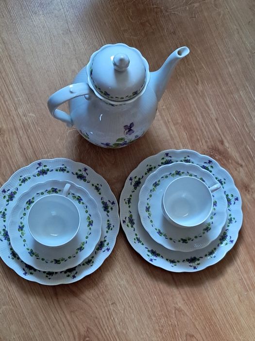 Zestaw porcelanowy kawowy