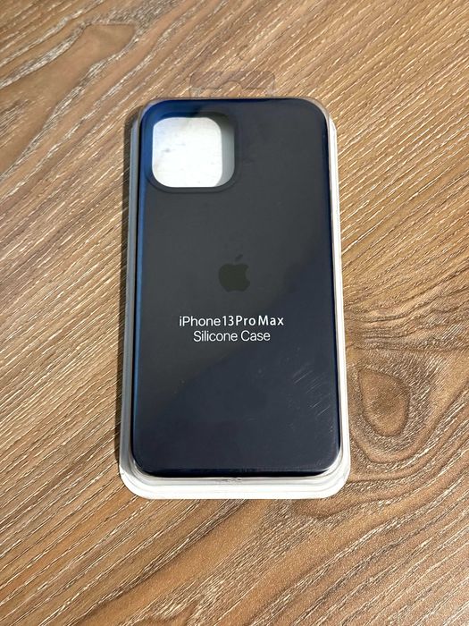 Capa Apple em Silicone para iPhone 13 Pro Max - Azul Escuro