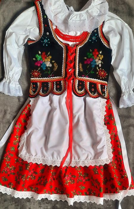 *Stroje krakowskie *