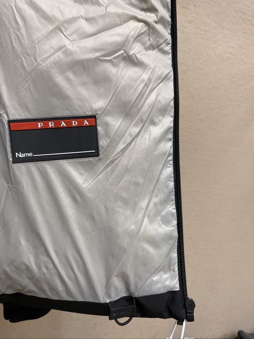 Prada куртка демісезон