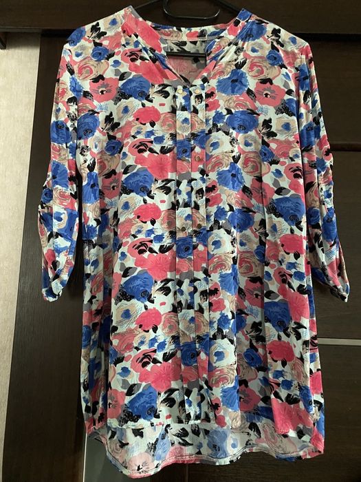 Блузи жіночі.(розмір М)