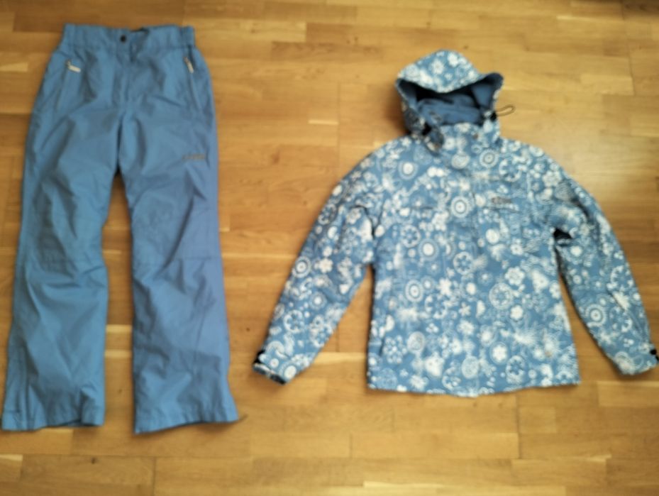 Демісезоний костюм 9-11років.