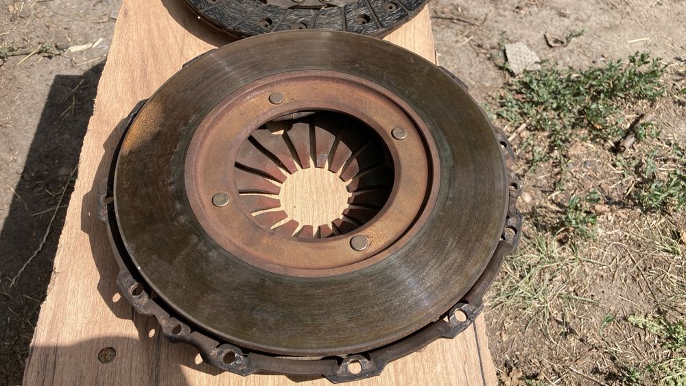 Зчеплення б/в VW T4 2,5 tdi 75 kw sachs