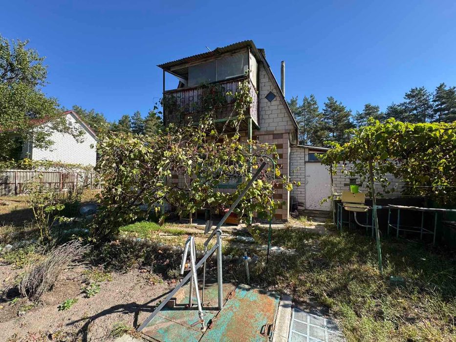 Продам дачу в с.Благодатне поруч з лісом та виходом до річки