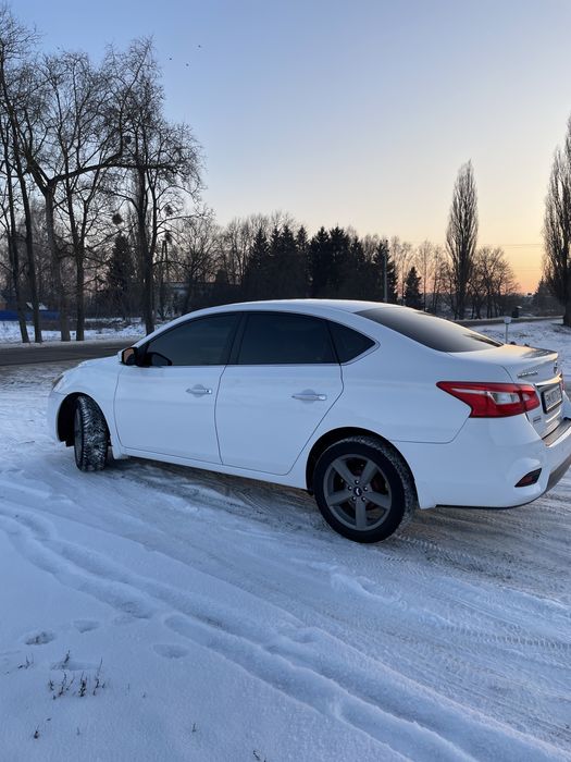 Nissan Sentra 2017 (газ-бенз)