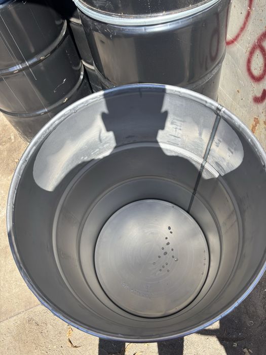 Бочки металеві на 200л аід хомут!