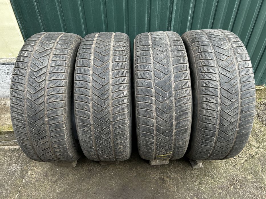 Шини зимові 235/55 R18 PIRELLI