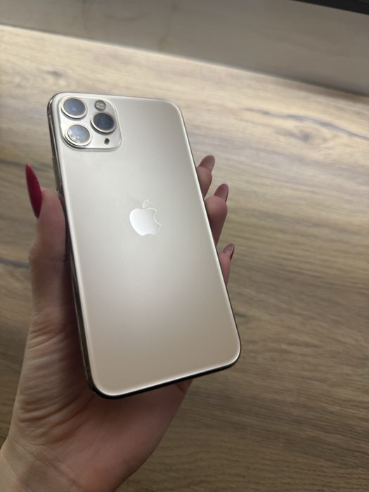 Iphone 11 Pro 256 ГБ золотого кольору