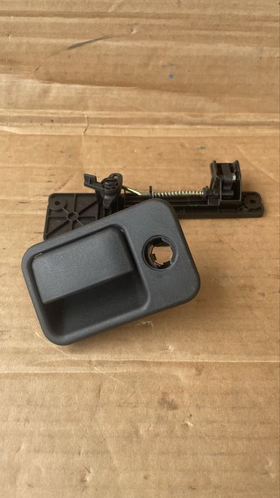 Ручка, замок бардачка  Гольф 3/Венто