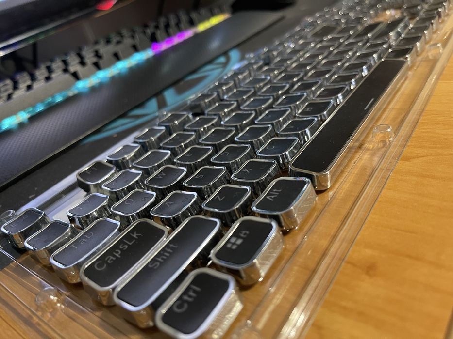 Кейкапи з клавіатури Fireshoch v5