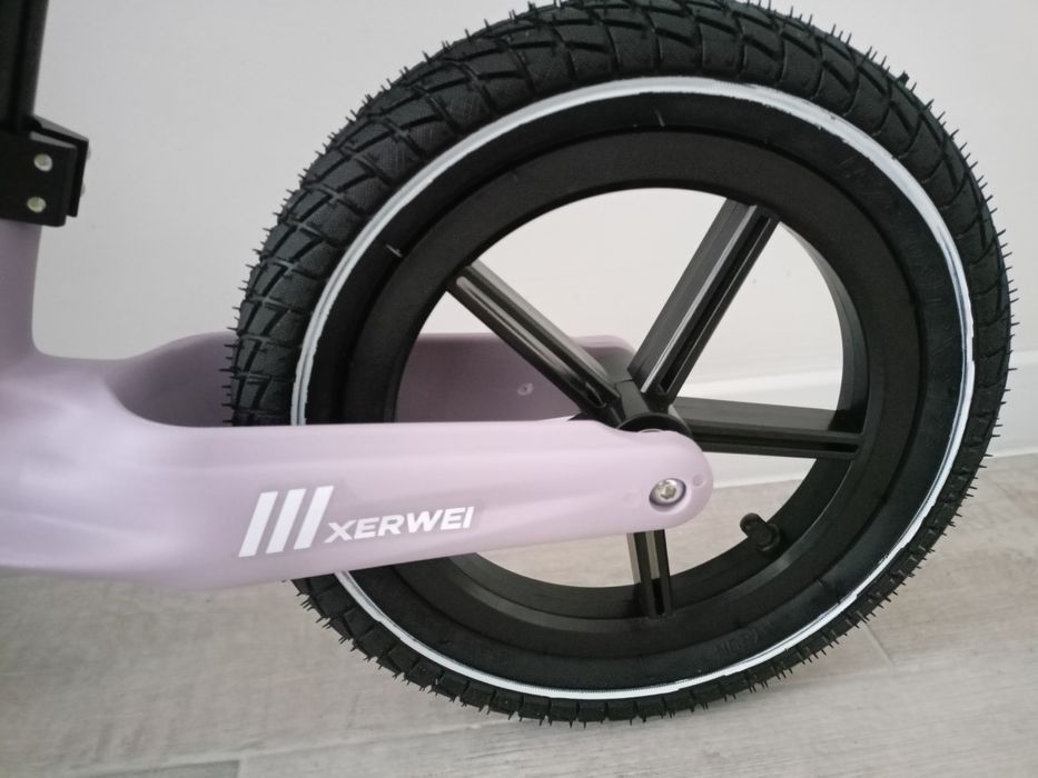 Новий дитячий велобіг