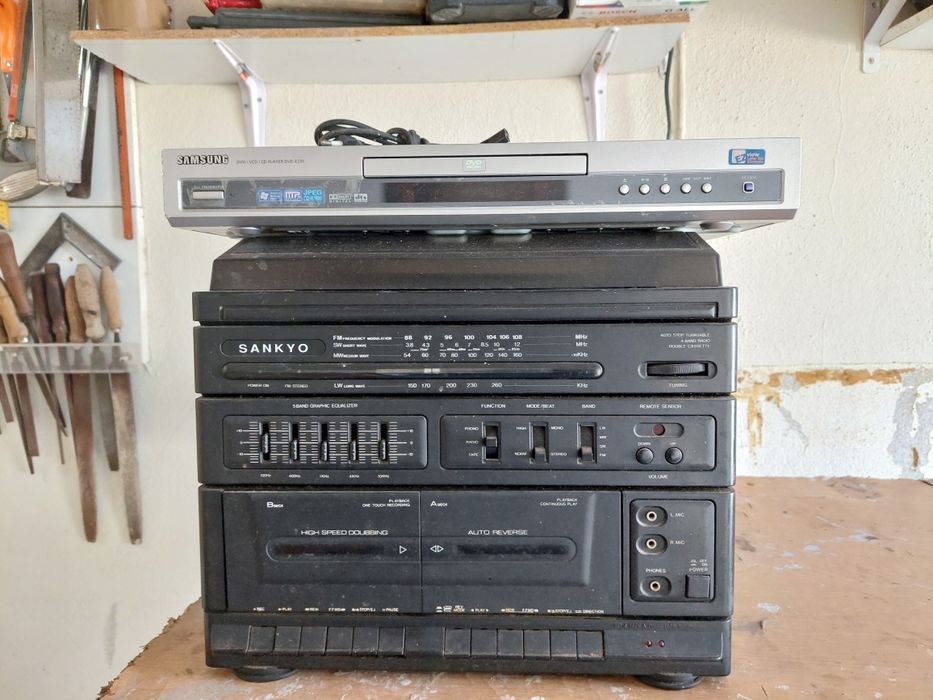 Gira discos bom estado preto