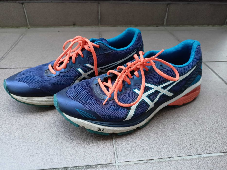 Buty do biegania Asics Gt 1000 T6A3N