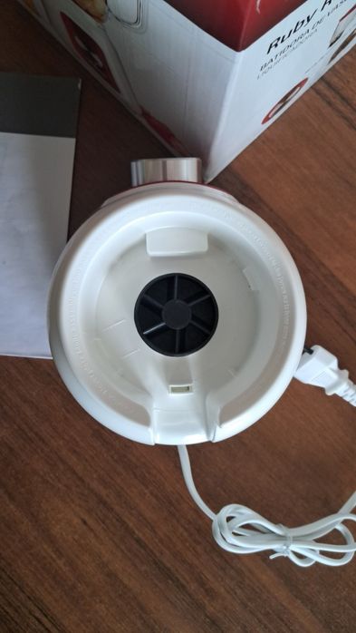 Блендер UFESA BS4717, без чаші.