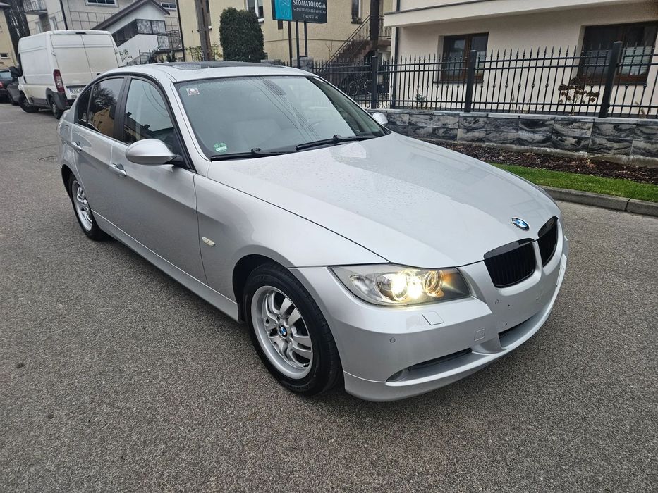 BMW Seria 3 2.0 163KM Xenon,Navi,Automat,Seadan 162tys.km
