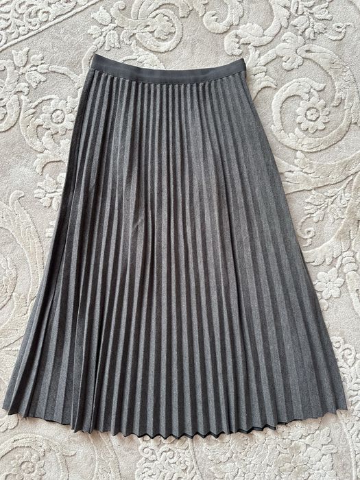 Спідниця плісе, довжина міді