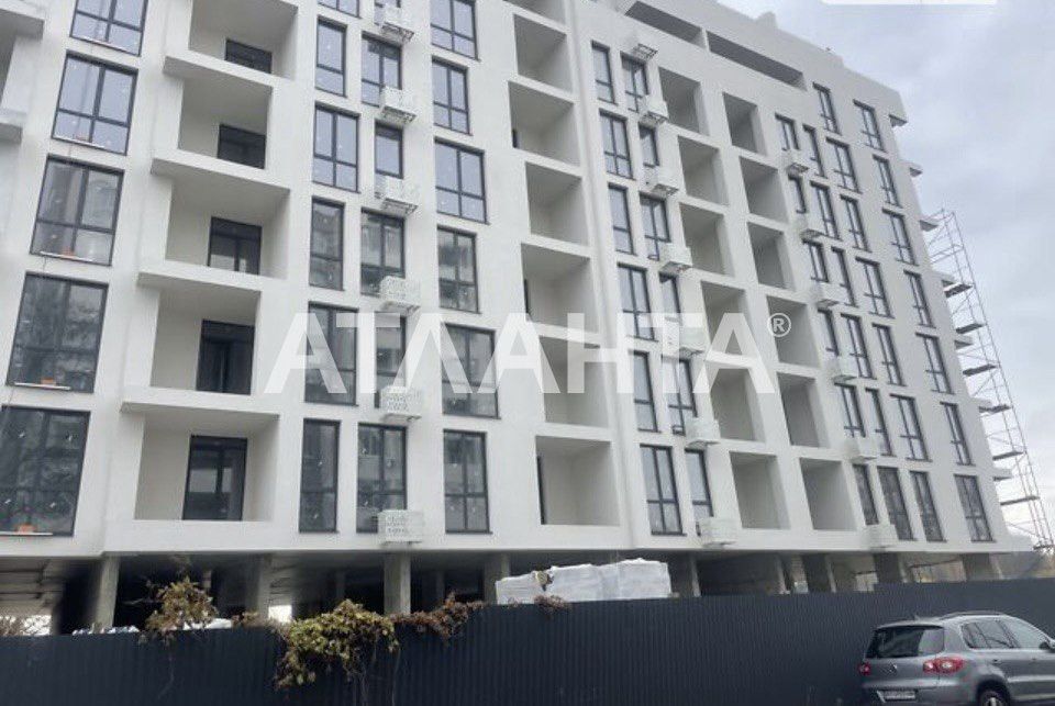 Продаж 2-кім. квартири 77,18 кв. метрів на вул. Гленца