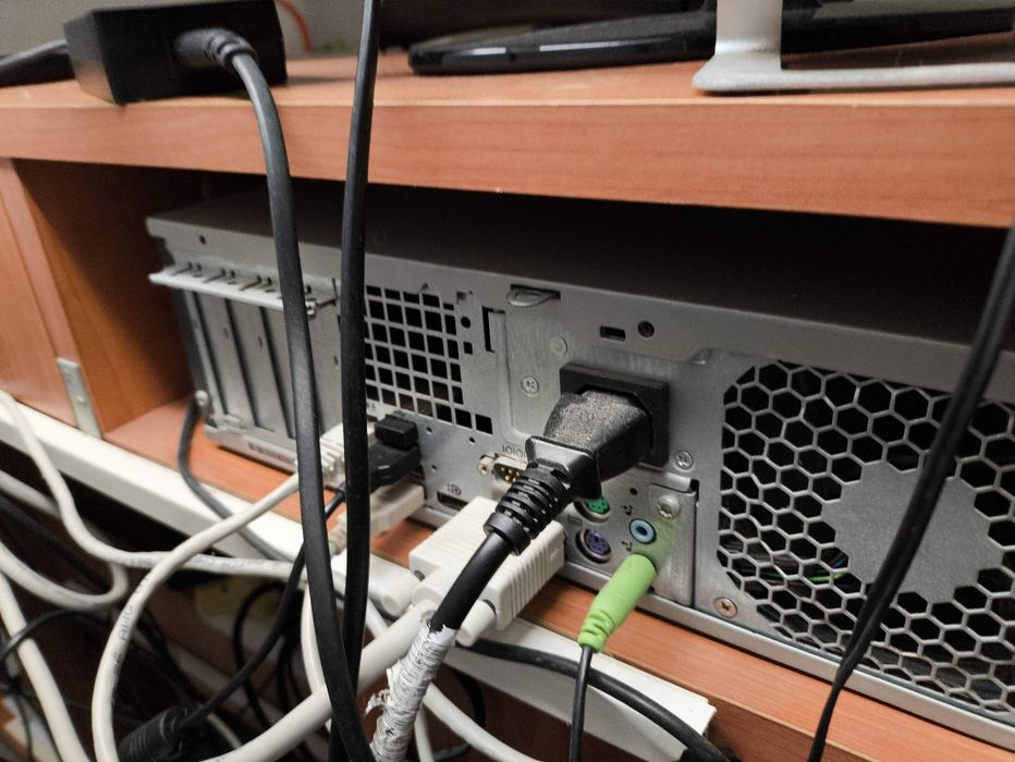 Conjunto computador de mesa