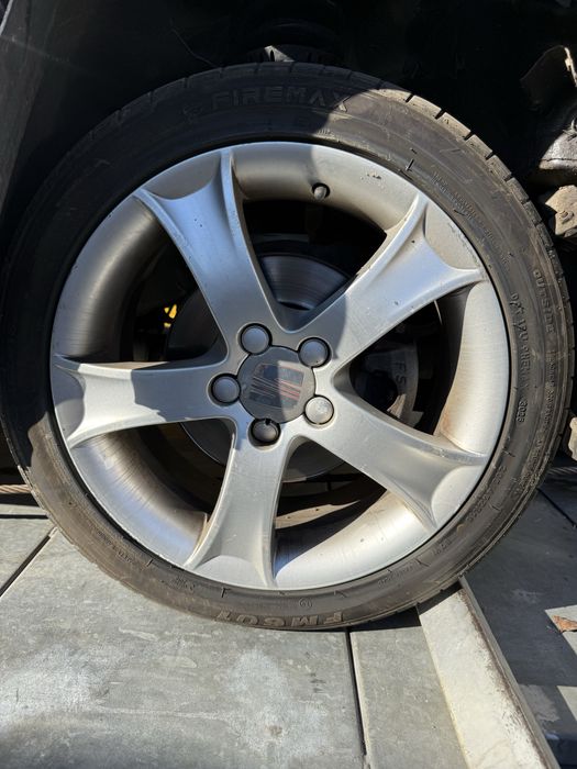 Kola komoletne Seat Ibiza . 205/45r16. DoT 2025
