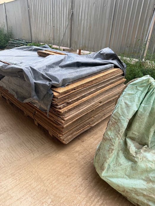 Płyty OSB do zabezpieczeń posadzek 125 x 250.