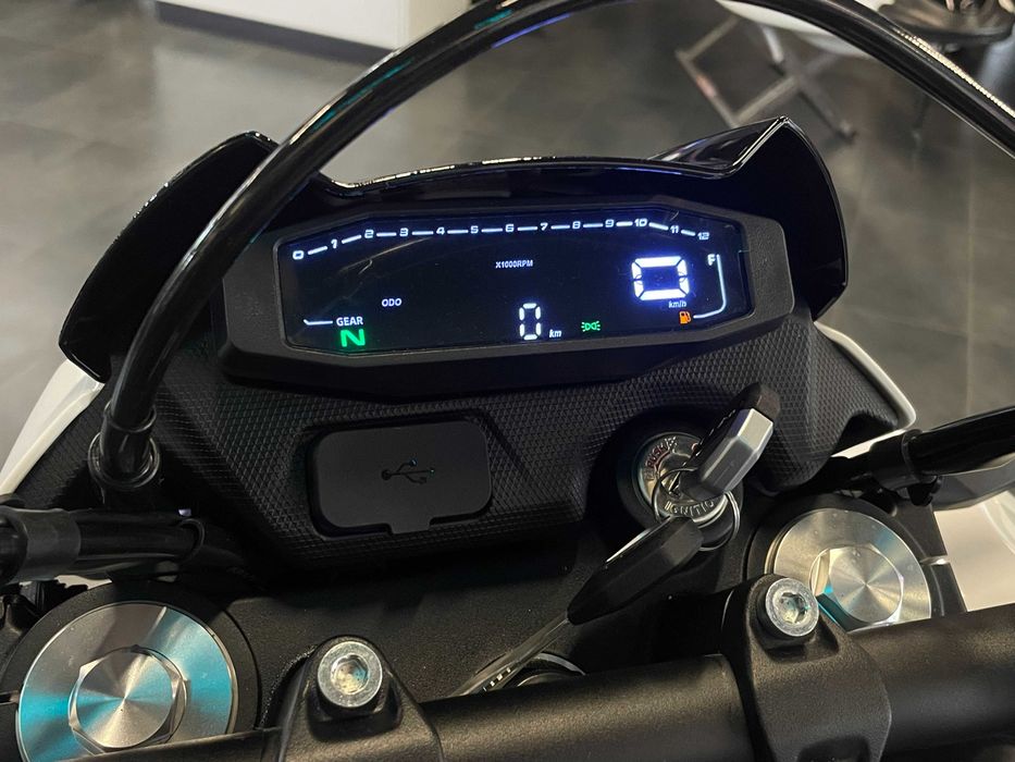 Мотоцикл CFMOTO 250 Lite Dual