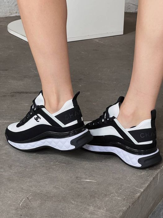 Sneakersy Chanel black white