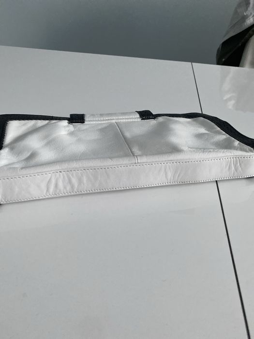 Torebka kopertówka do ręki