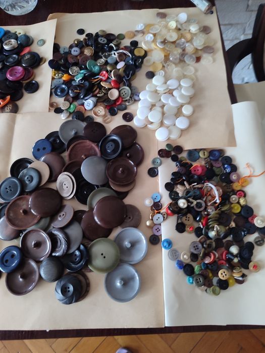 Guziki stare różne