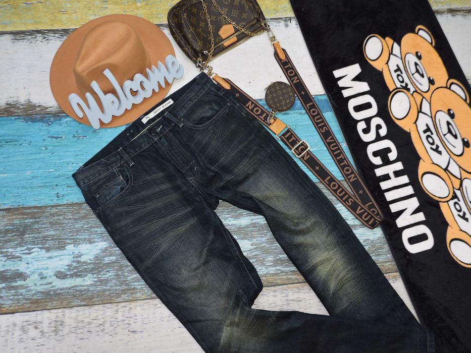 Dkny Jeans Męskie denimowe markowe spodnie jeans j nowe 32L