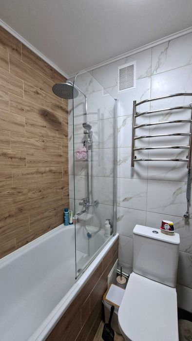 Продаж 1 кім квартири в м. Калуш, вул. Б. Хмельницького 42.  Сертифікати.