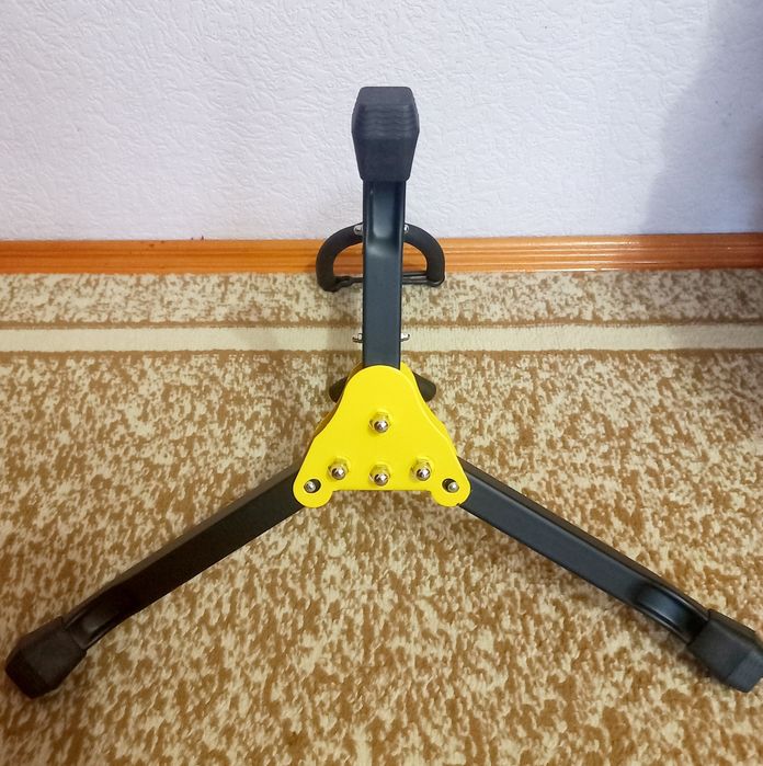 Підставка стійка під саксофон