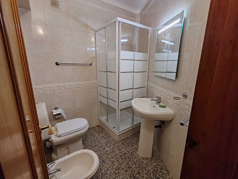 Arrenda-se T3 em Setúbal (Montalvão) com 125 m2