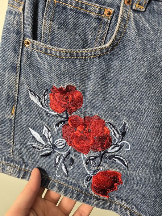 Джинсові шорти H&M Coachella з вишивкою