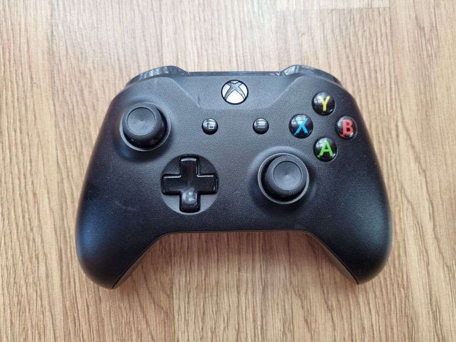 Pad Xbox One S/X - czarny