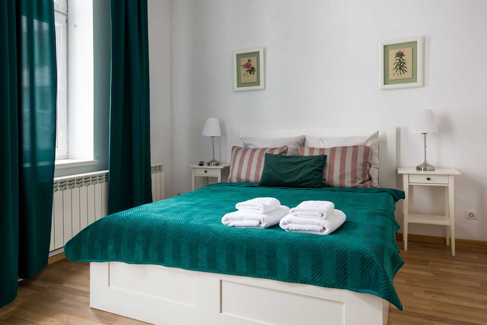 Duży apartament z balkonem przy Dworcu Głównym | Netflix | 5 osób