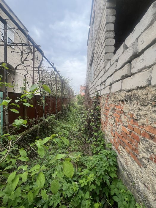 Продаж недобудови з комунікаціями у хорошому р-ні м. Виноградів