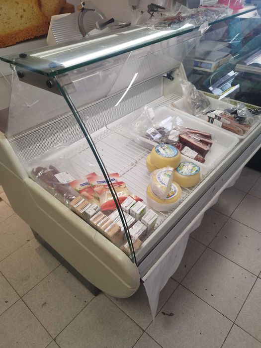 Vitrine de Charcutaria Refrigerada