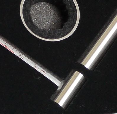 Enoteca, saca rolhas, termómetro, argola anti respingo Design PHILIPPI