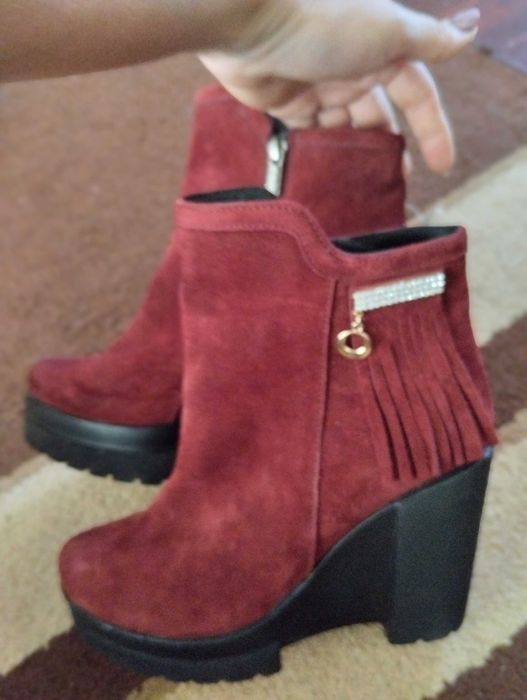 Нові черевики натуральна замша (ботінки, чобітки, ботики, ботильони )