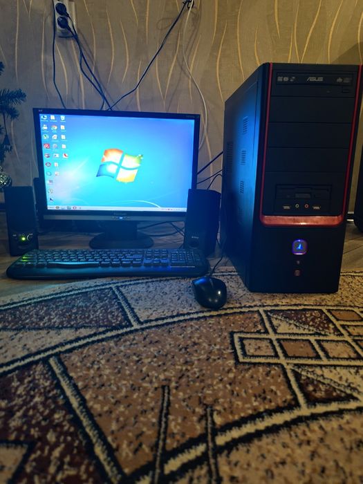 Продам компютер.