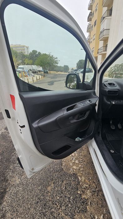 CITROËN Berlingo 1.5 100 XL HEAVY Control 3 LUGARES