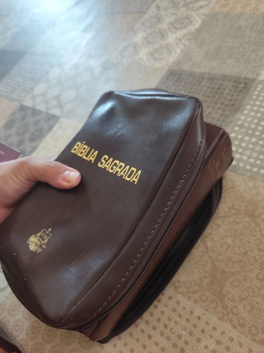 Bíblia Sagrada Editorial Missões