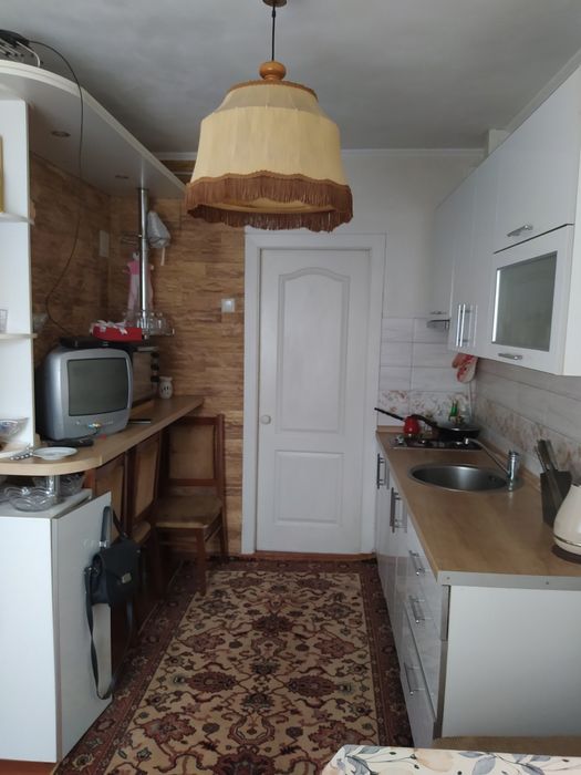 Будинок з земельною ділянкою 21 сотка