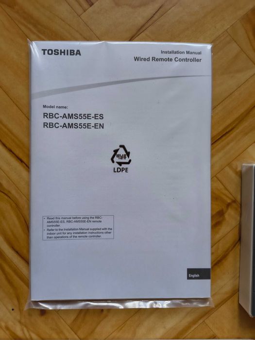 Sterownik przewodowy Toshiba RBC-AMS55E-EN