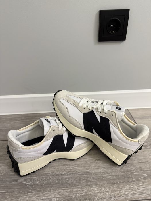 Кросівки New Balance 327