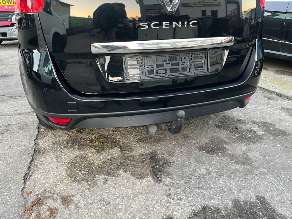 Zderzak tył tylny Renault Grand Scenic 3 pdc TEGNE
