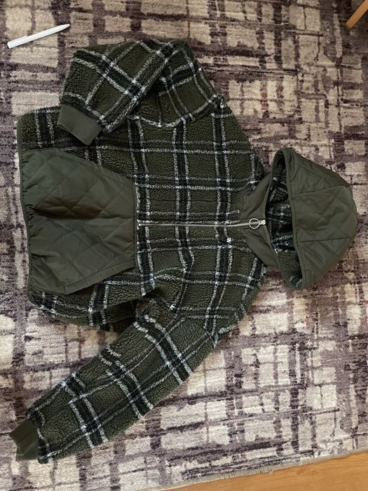 Куртка худі хакі зелена Zara S-ка