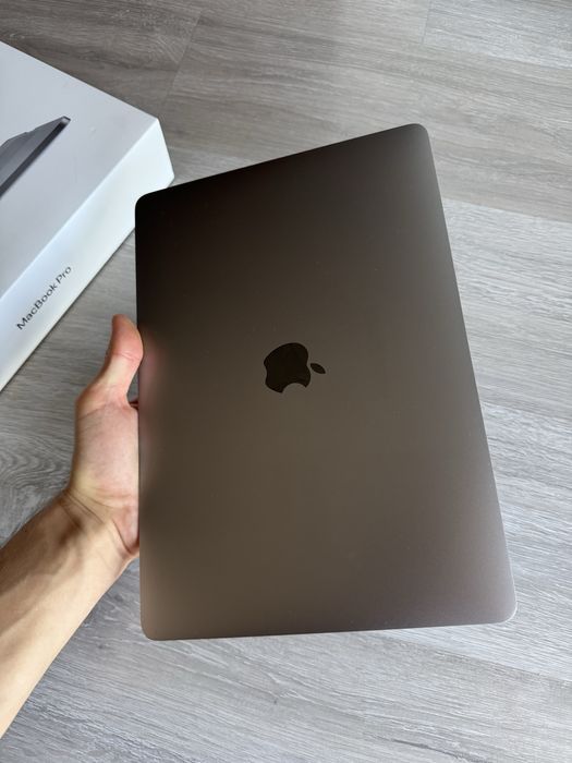 MacBook Pro 13 (2020) Touch Bar офіційний (повний компоект)